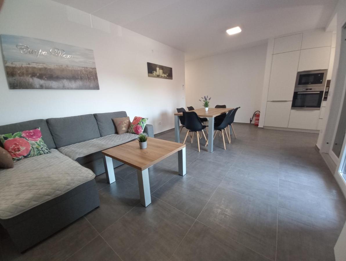 Apartment Martina วีร์ ภายนอก รูปภาพ