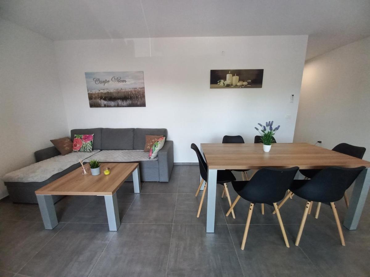 Apartment Martina วีร์ ภายนอก รูปภาพ