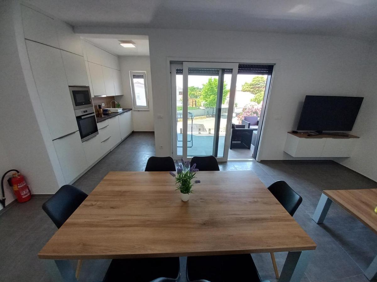 Apartment Martina วีร์ ภายนอก รูปภาพ