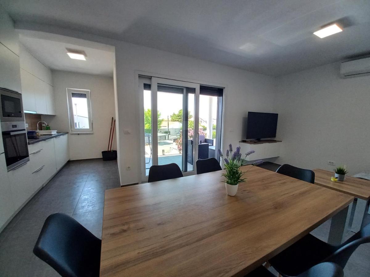 Apartment Martina วีร์ ภายนอก รูปภาพ