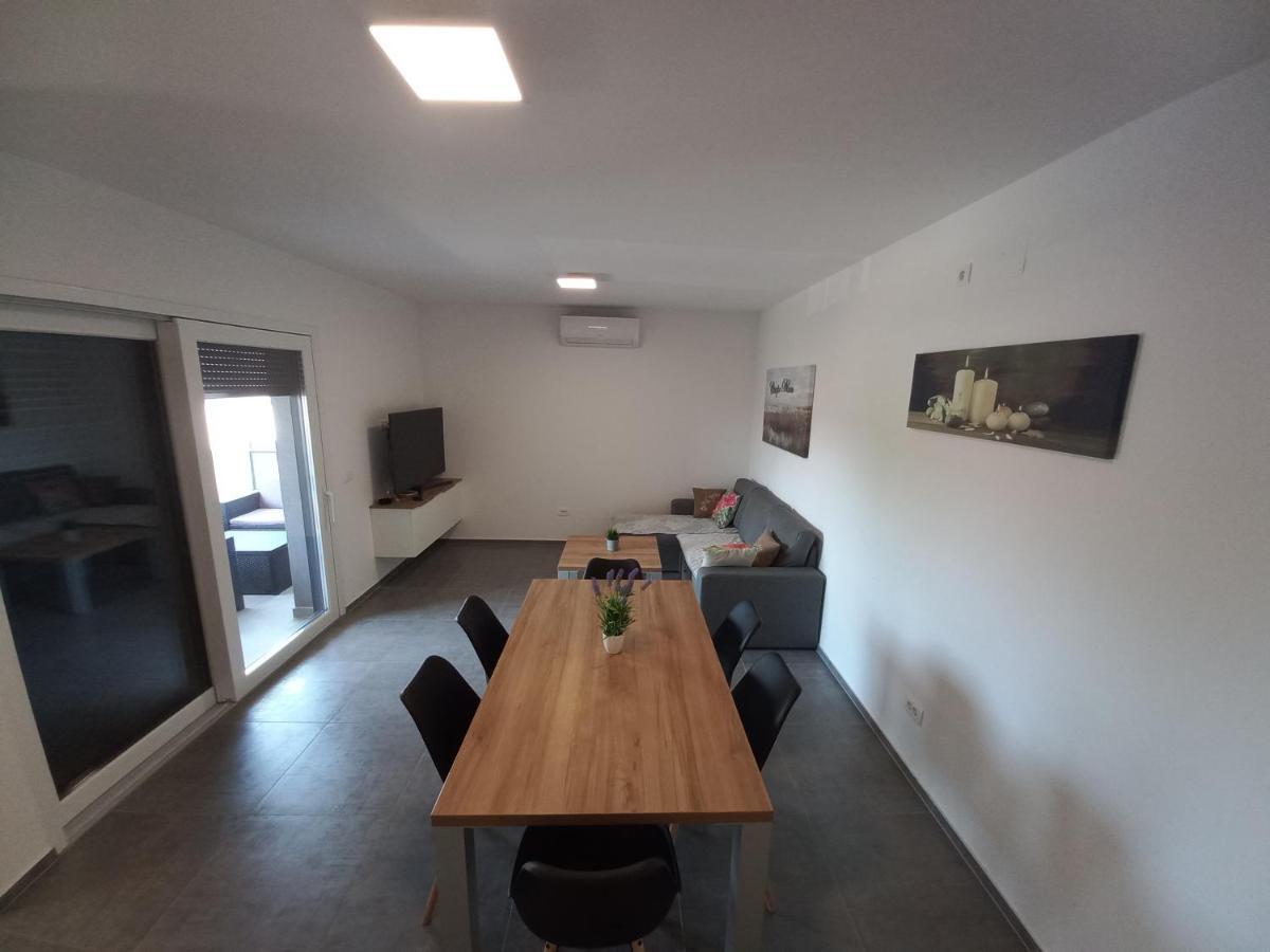 Apartment Martina วีร์ ภายนอก รูปภาพ